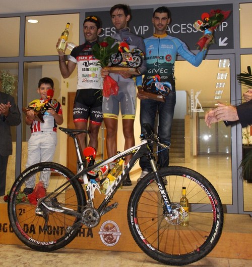 Rúben Almeida e Marju Kiwi triunfam em Barcelos