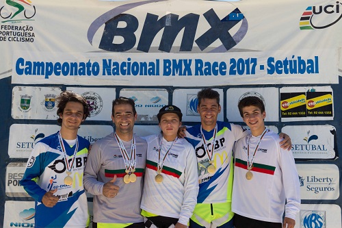 Campe�es do BMX consagrados em Set�bal