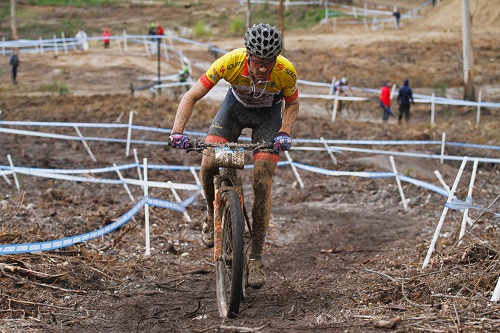 M�rio Costa e Rocio Garc�a mais fortes em Marrazes