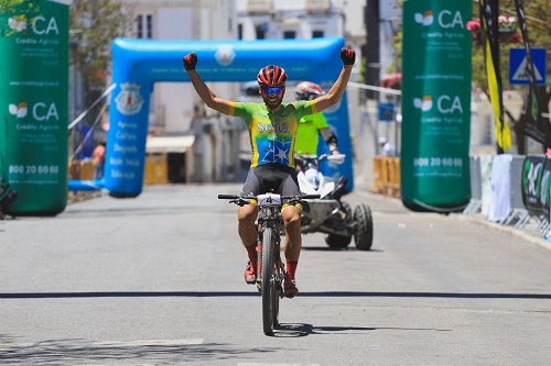 Ana Antunes e Roberto Ferreira vencem em Estremoz