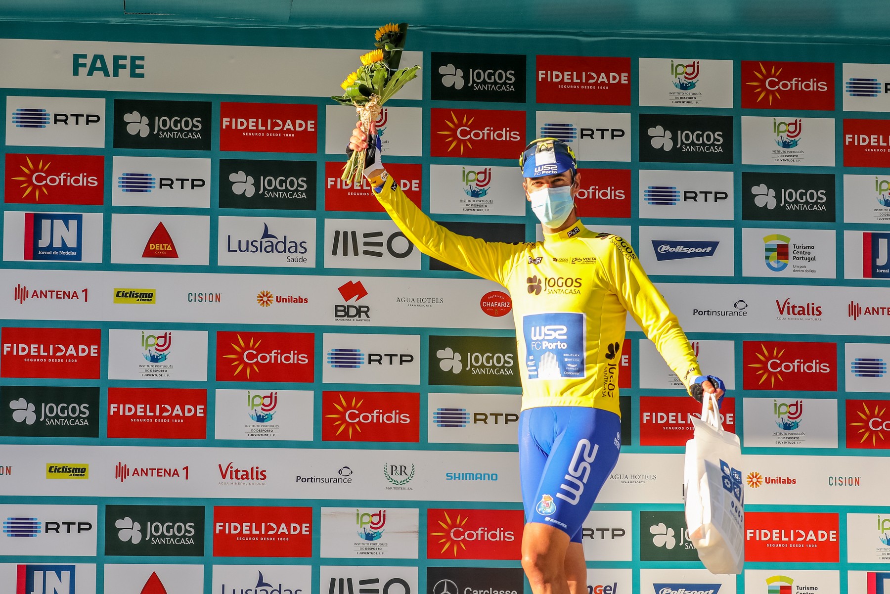 Gustavo C�sar Veloso conquista amarela em Fafe