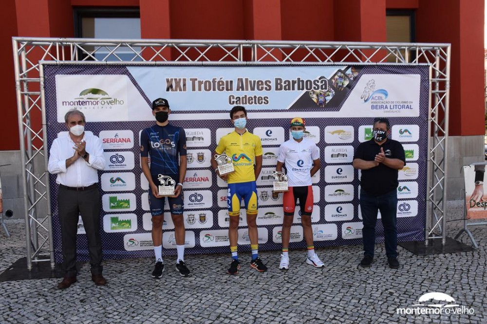 Rafael Sousa vence em dia de consagração de Tiago Santos