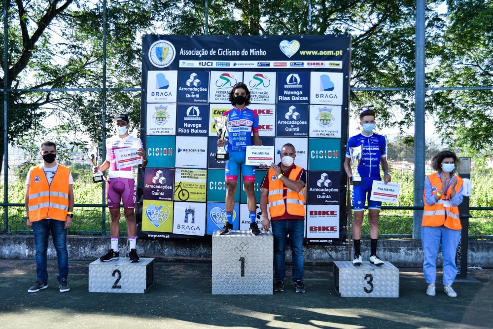 Victor Paula conquista vitória ao sprint no Kartódromo de Braga