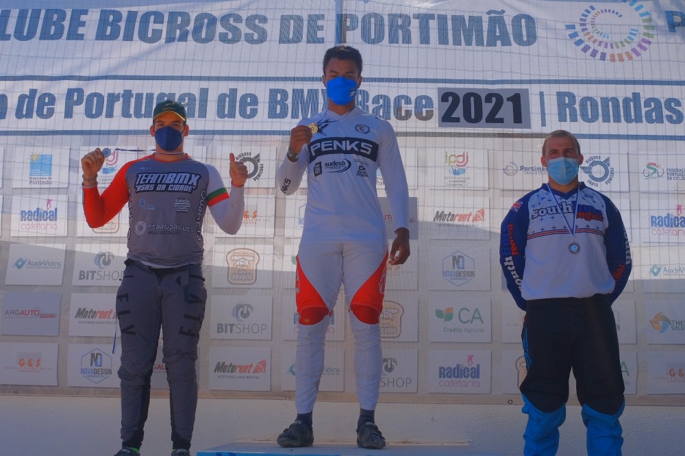 Silva Fonseca domina fim de semana de BMX em Portimo