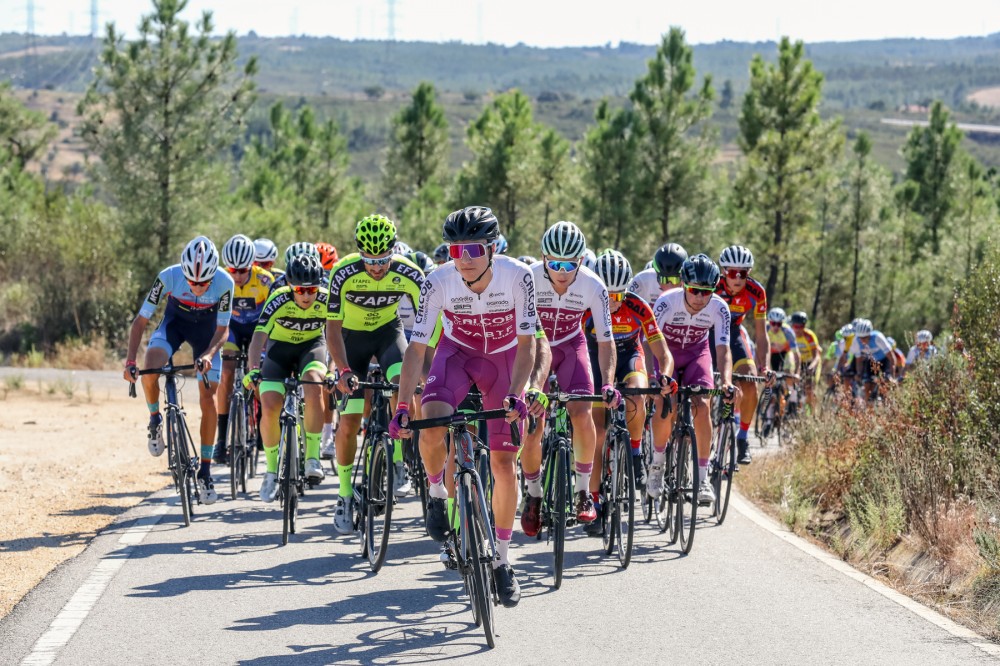 Taa de Portugal de Juniores e Taa de Paraciclismo comeam em Anadia