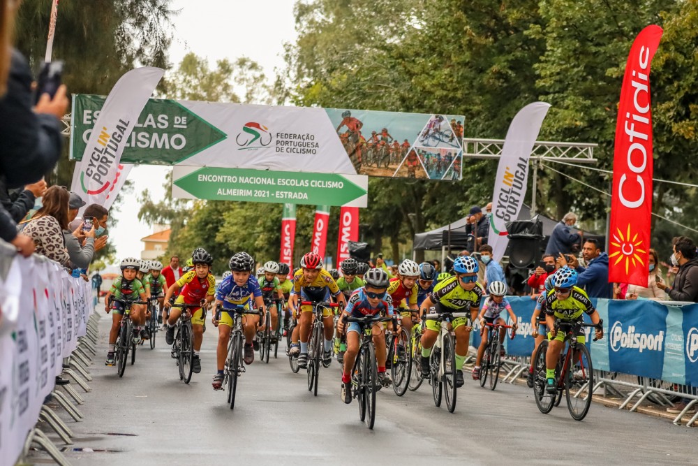 Jovens regressam a Almeirim para a festa do ciclismo de formao