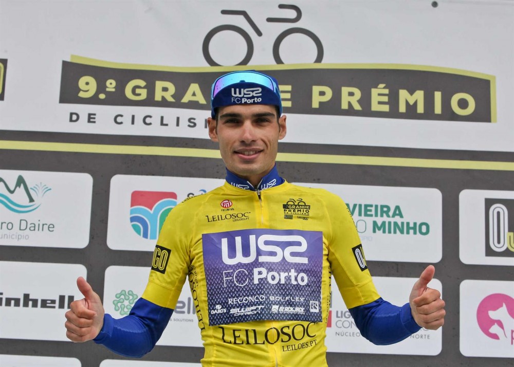 Joni Brando ganha etapa na coroao de Jos Neves