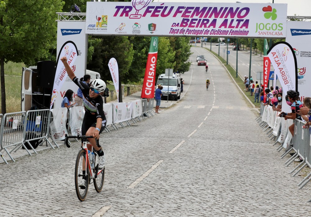 Vera Vilaça ganha em Penalva do Castelo e conquista Taça de Portugal