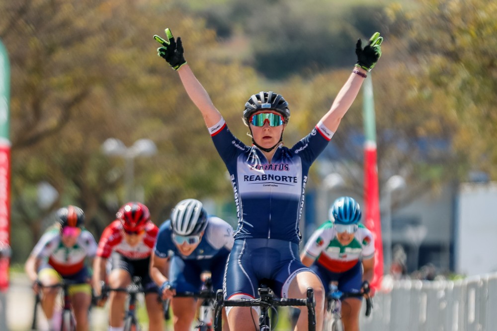 Maaris Meier vence ao sprint em Albufeira