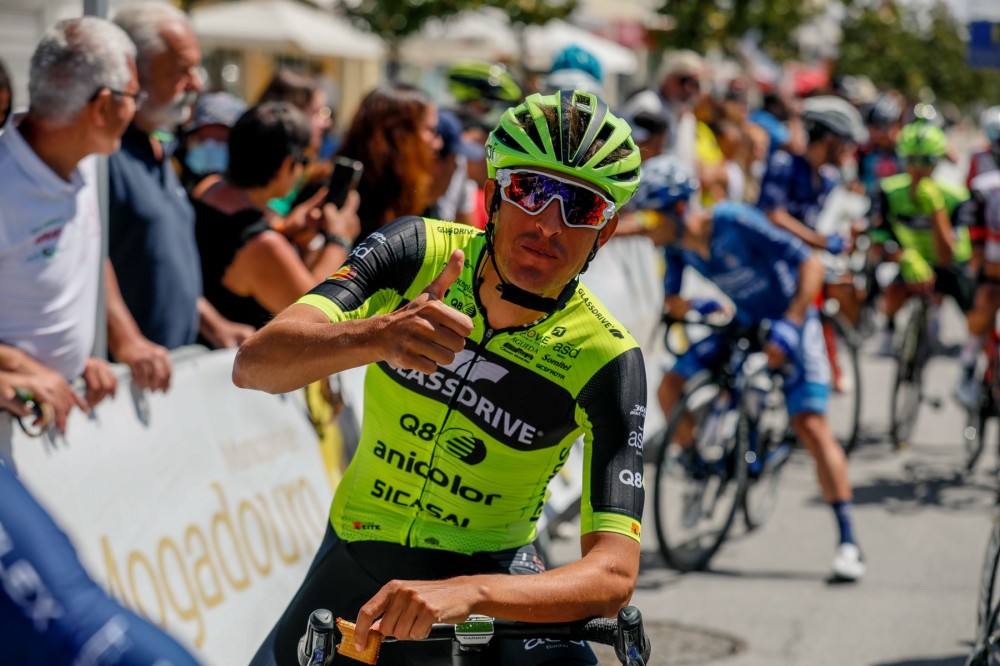 Ant�nio Carvalho ganha contrarrel�gio e Jos� Neves mant�m amarela