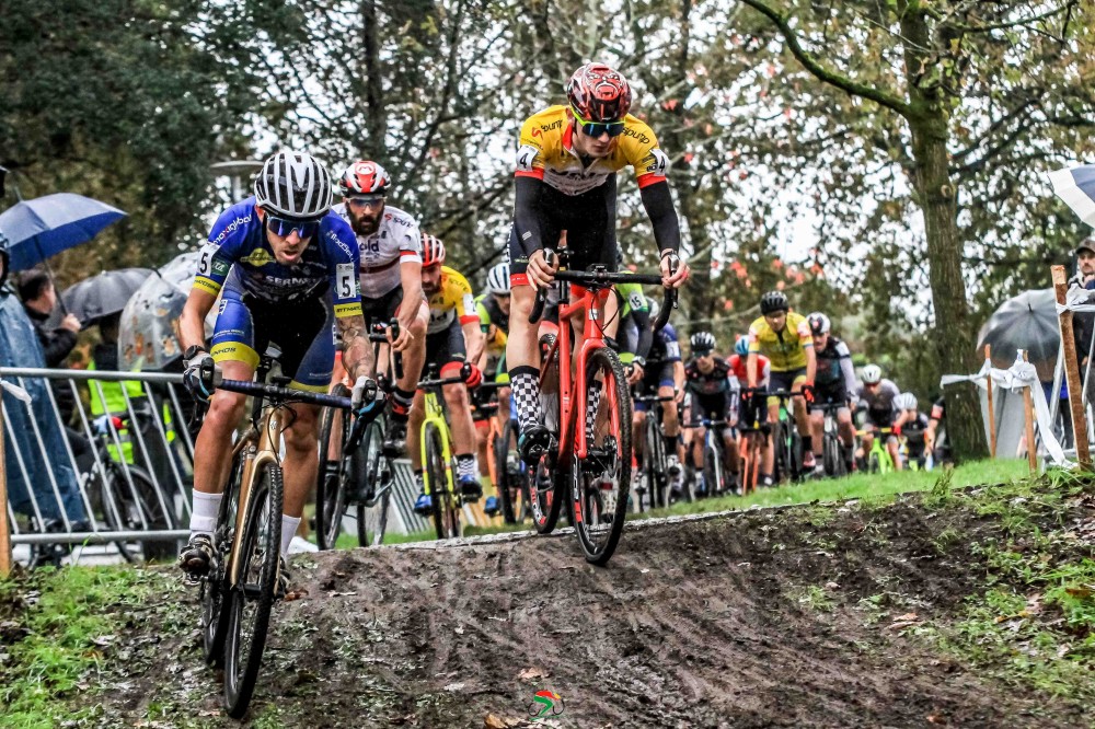 Jornada dupla de pista e ciclocrosse no prximo fim de semana