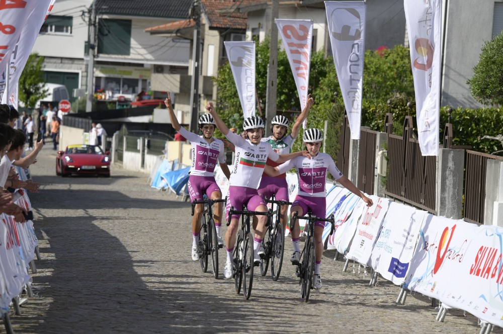 Quarteto da Bairrada corta a meta isolado em Penafiel