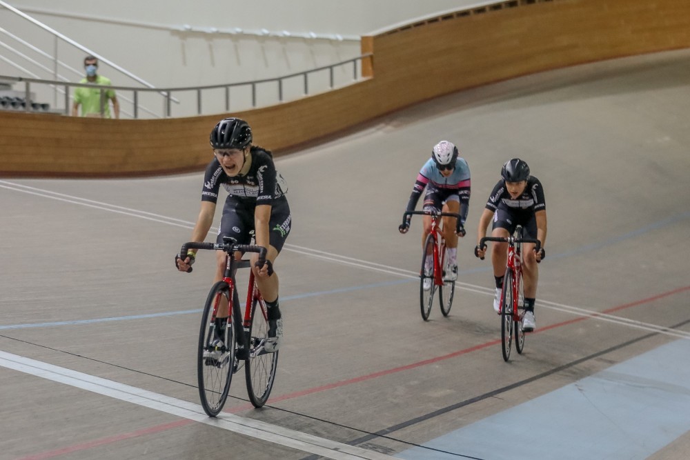 Marta Carvalho e Paulo Fernandes bisam na Taa de Pista