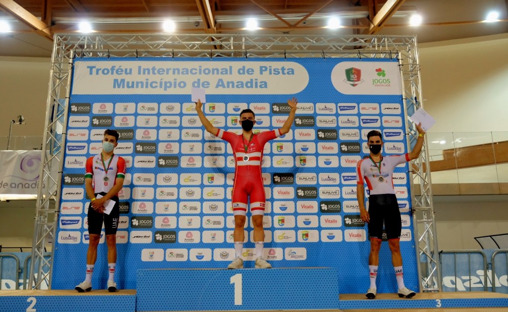 Pdio para gmeos Oliveira no concurso de omnium