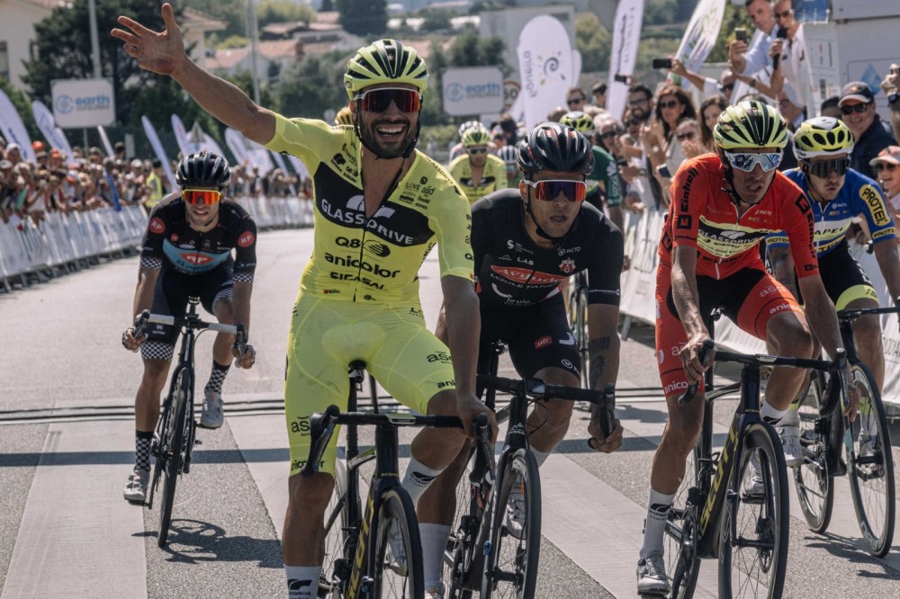 Lus Mendona vence ao sprint em Gondomar