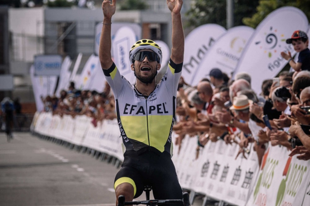 Gaspar Gon�alves ataca na fuga e vence isolado em Ovar