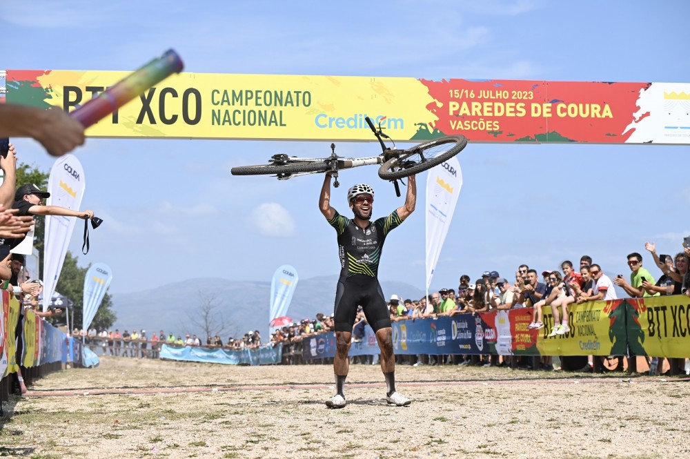 Roberto Ferreira e Raquel Queirs coroados em Paredes de Coura