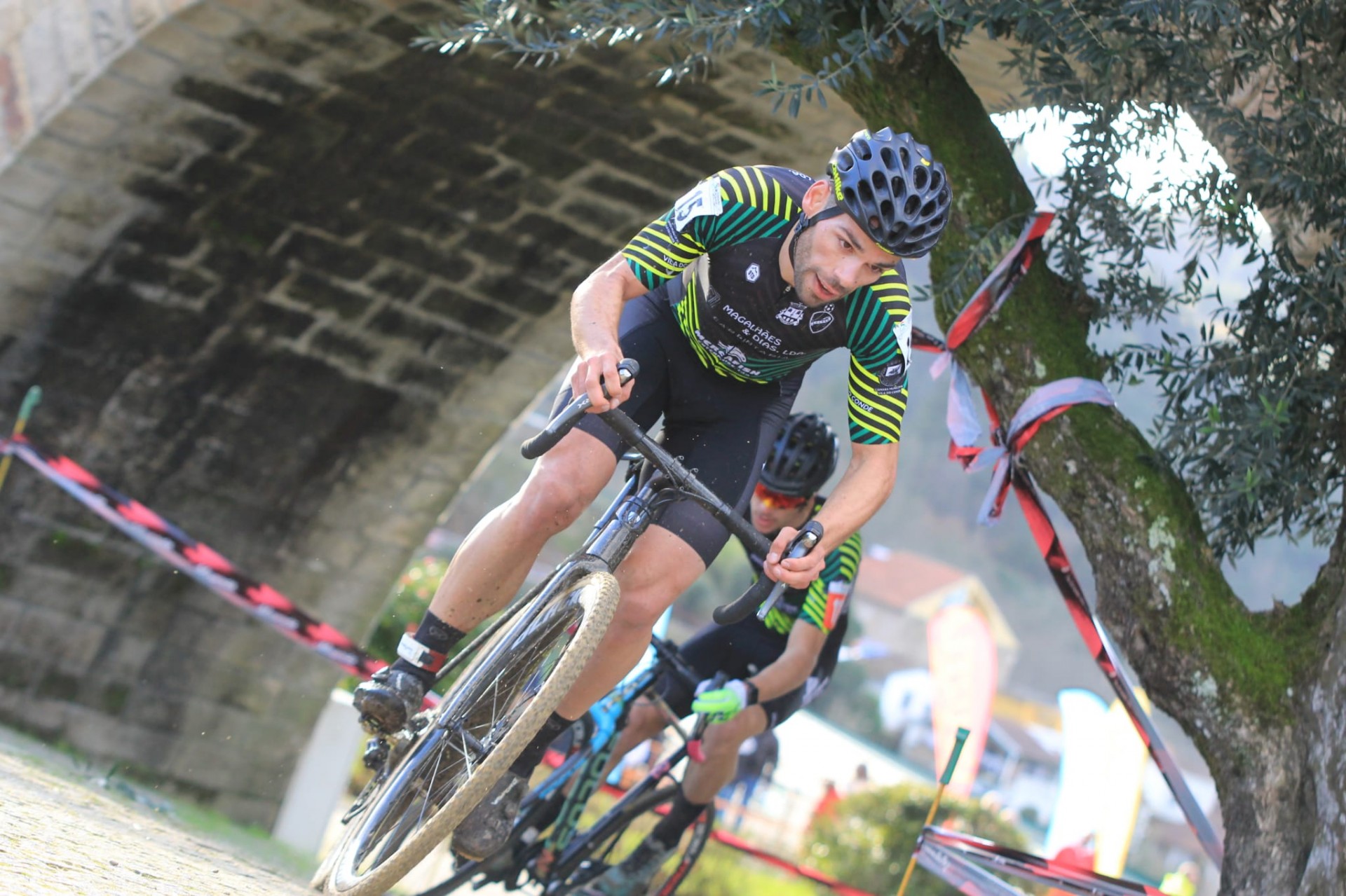 Roberto Ferreira e Ana Santos campees nacionais de ciclocrosse 
