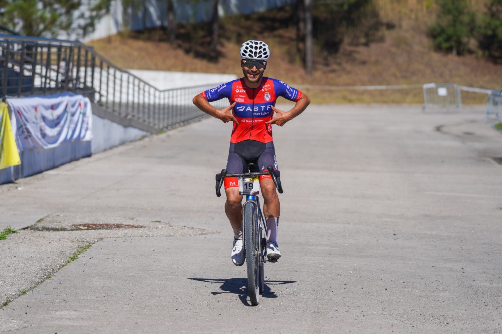 Diogo Gonalves e Ana Santos sagram-se Campees Nacionais de Gravel