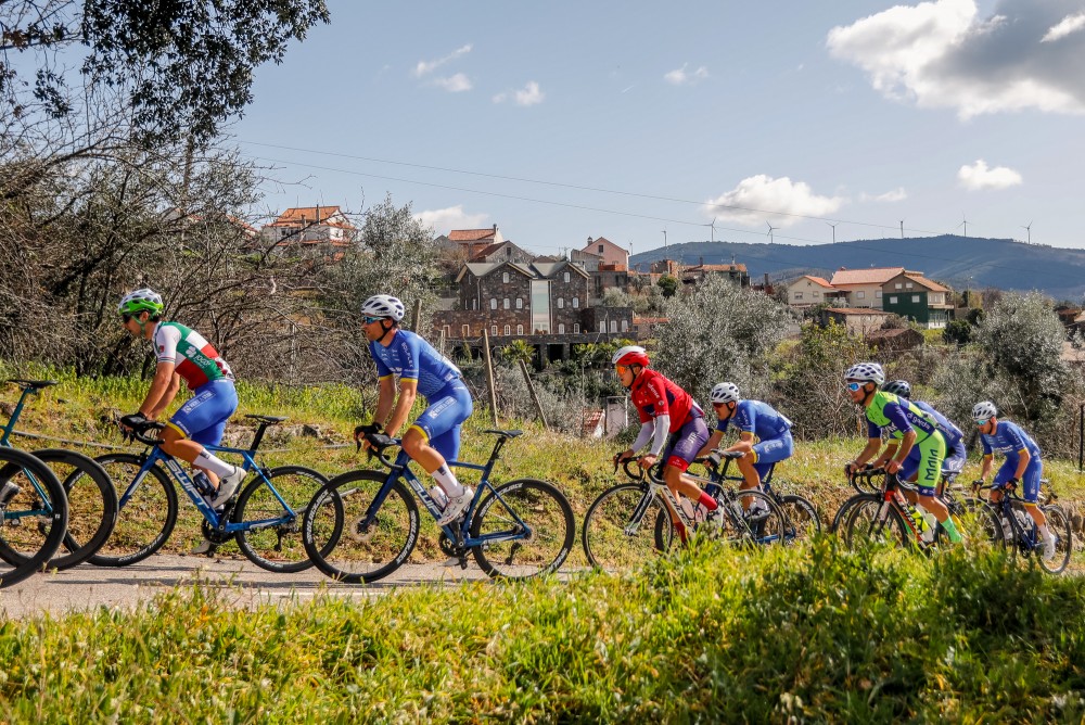Fim de semana com competi��es nacionais de estrada e BTT