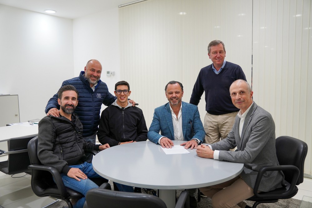 FPC e Auto Maran estabelecem parceria para reforo da mobilidade do Paraciclismo