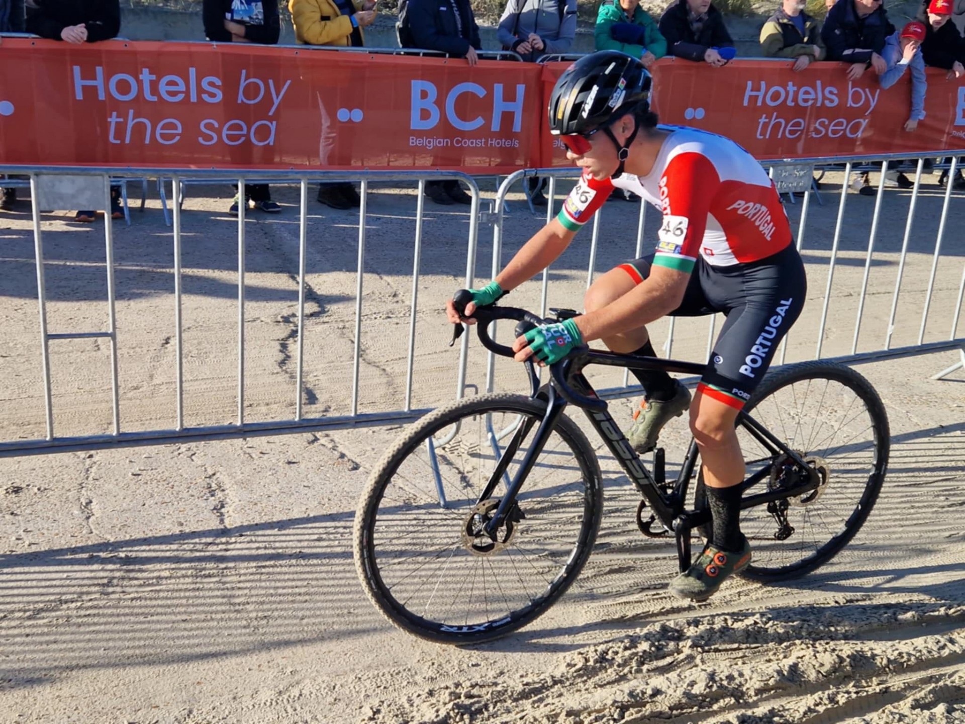 Juniores fecham Campeonato da Europa de Ciclocrosse com determinao para o futuro