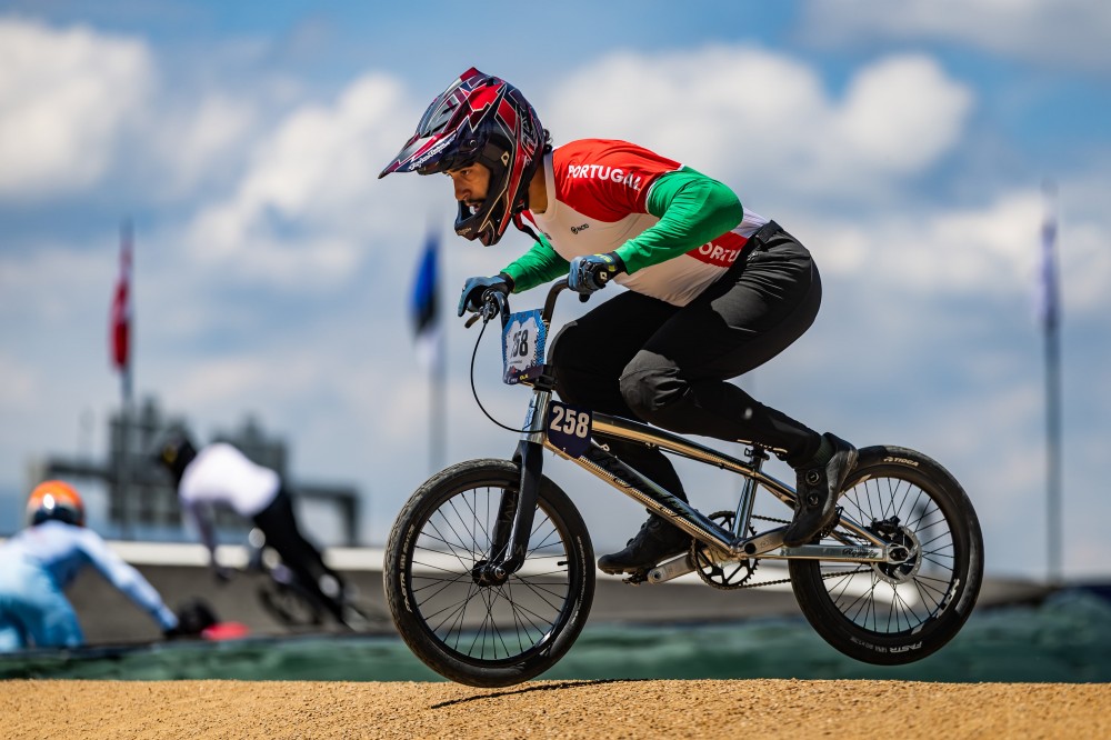 Bruno Cardoso em destaque na Taa de Europa de BMX