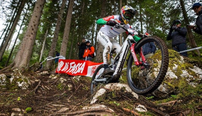 Jos Borges e Ana Catarina Leite so campees nacionais de Downhill Urbano