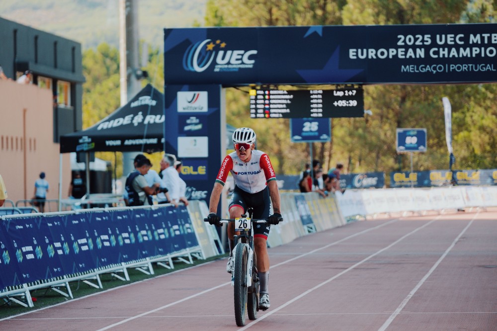 Joo Cruz em bom plano na prova de Sub-23 do Europeu de BTT