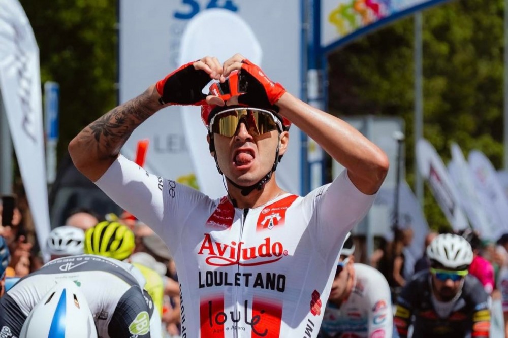 Nicols Tivani (Aviludo-Louletano-Loul) vence 1. etapa do Grande Prmio JN