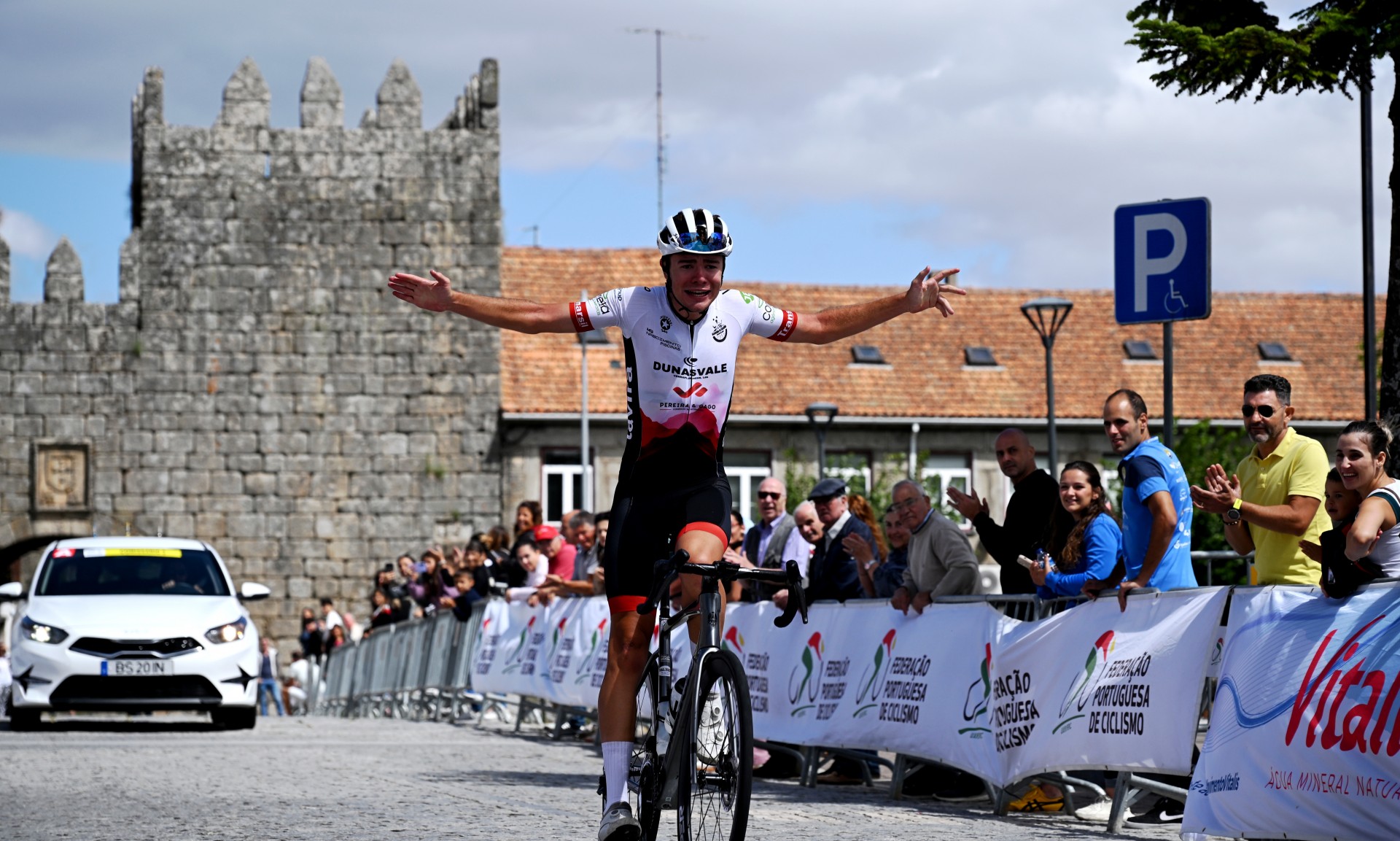 Matthew Walls vence ltima etapa e conquista Volta a Portugal de Juniores