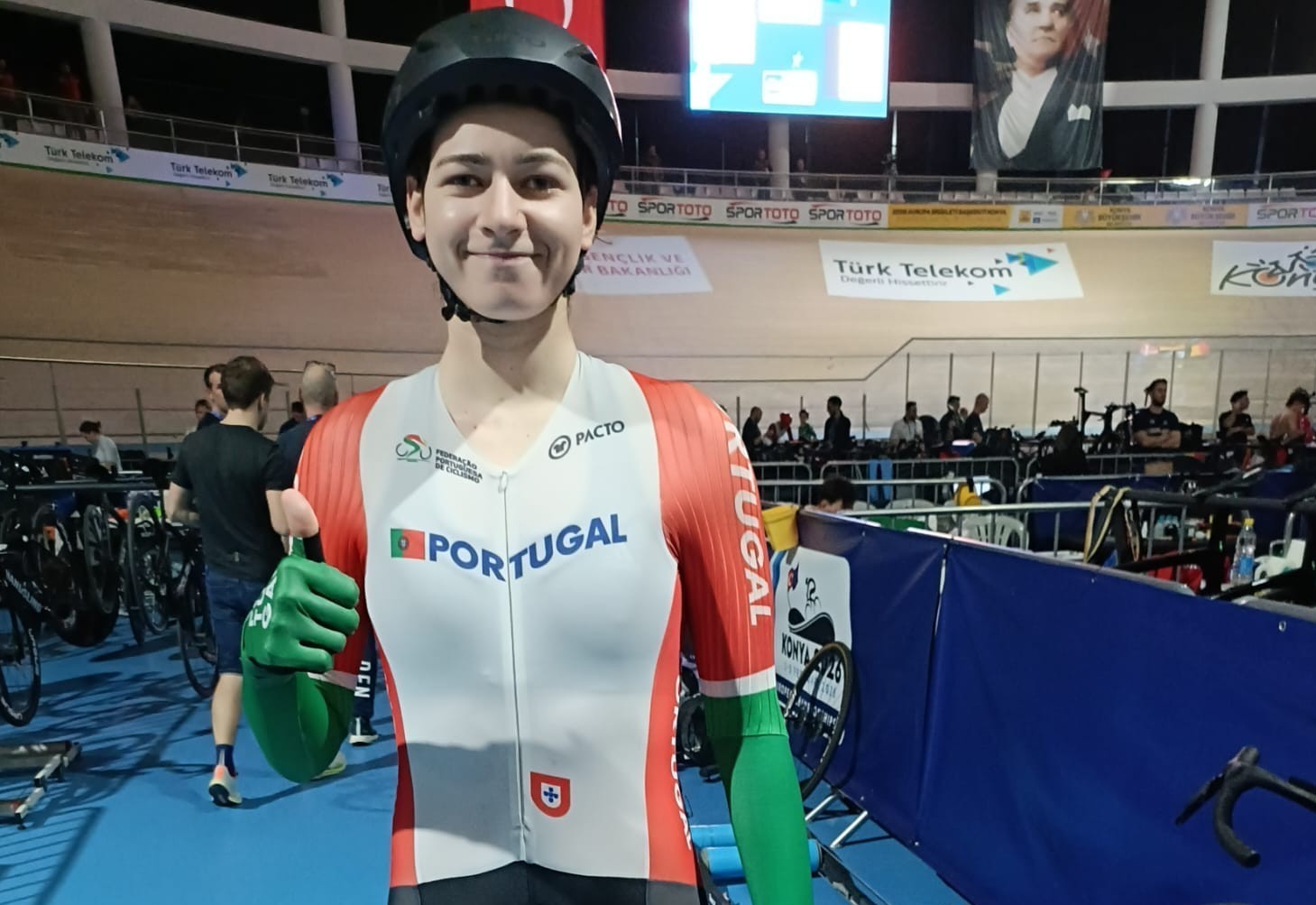 Daniela Campos e Diogo Narciso alcan�am dois oitavos lugares no segundo dia do Europeu de Pista
