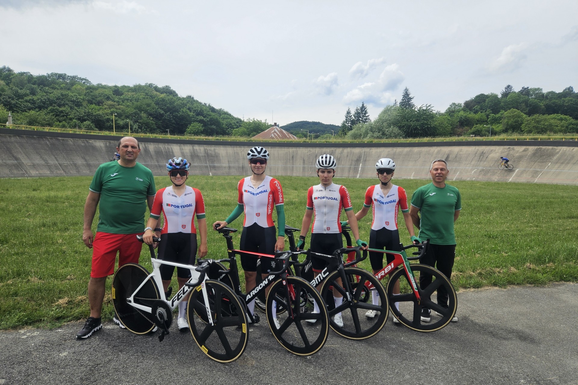 Sele��o Nacional de Pista em competi��o na Eslov�quia