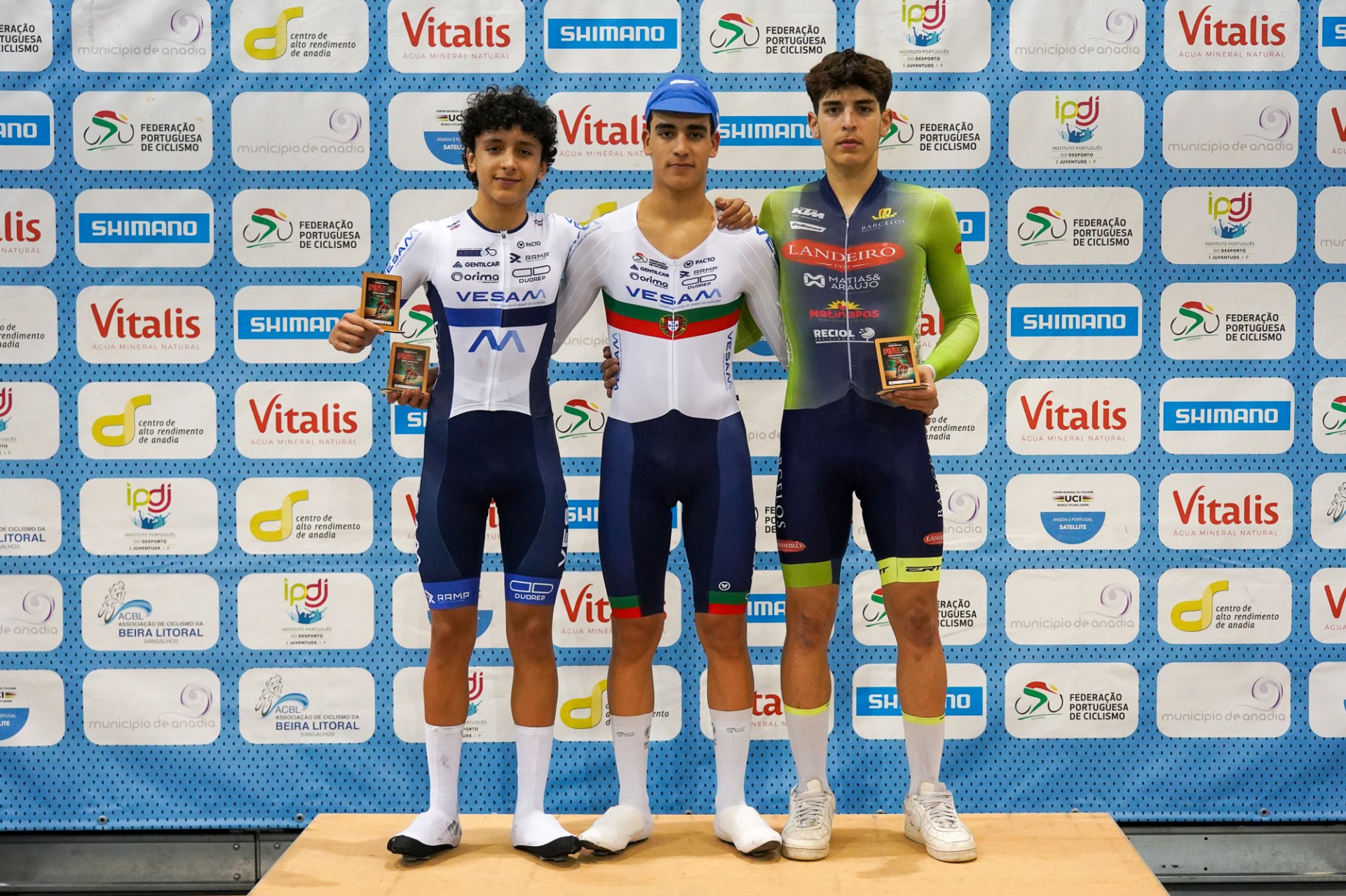 Mau tempo n�o prejudicou nem demoveu atletas e equipas na Ta�a de Portugal de Pista