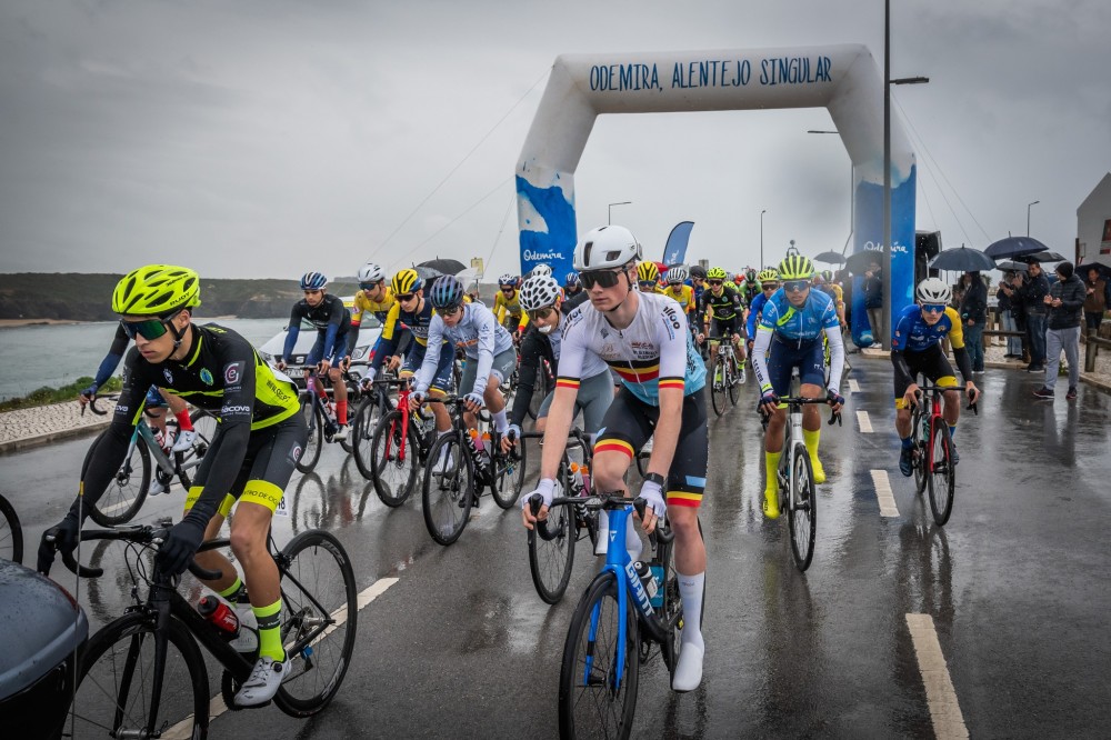 Trof�u Jos� Poeira d� in�cio � Ta�a de Portugal de Juniores e Paraciclismo