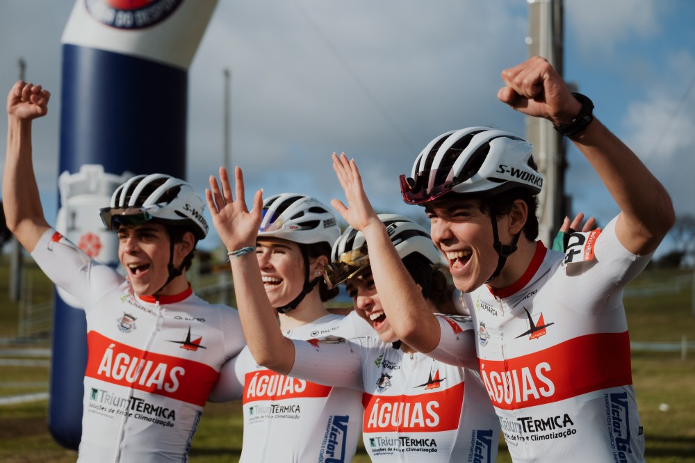 Triumt�rmica/�guias de Alpiar�a conquistam Campeonato Nacional de Team Relay