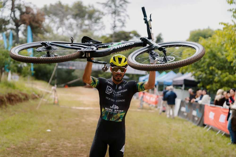 Gon�alo Amado e Ana Santos vencem no Jamor e relan�am as contas da Ta�a de Portugal de XCO