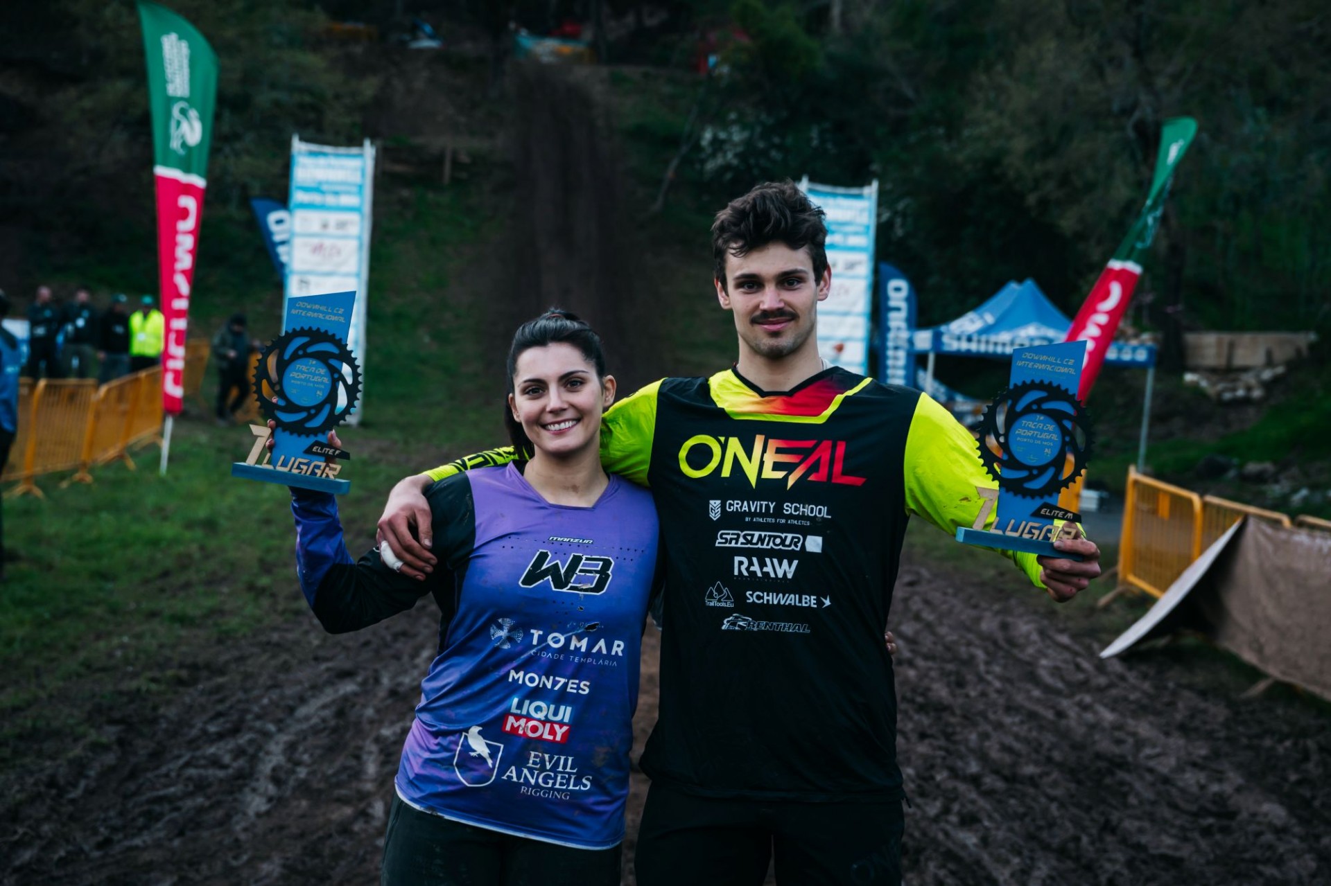 Marius Kr�henb�hl e Margarida Bandeira entram a vencer na primeira Ta�a de Portugal de Downhill presented by Shimano