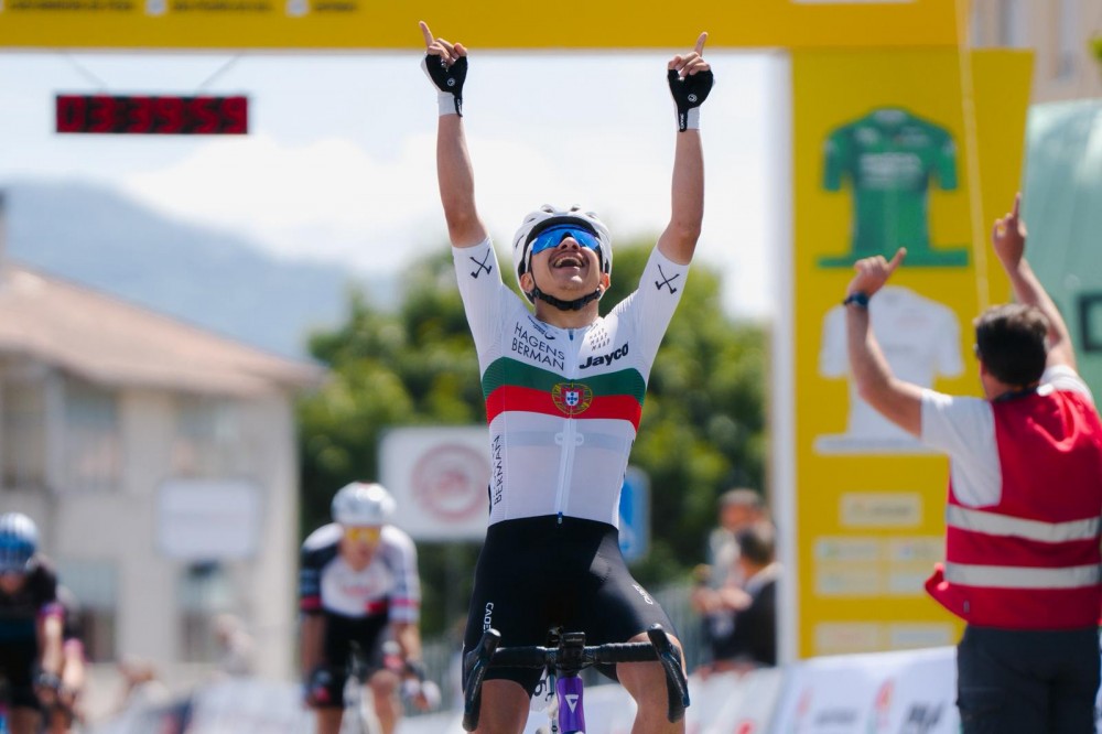 Daniel Moreira brilha ao sprint e festeja na Volta a Portugal do Futuro