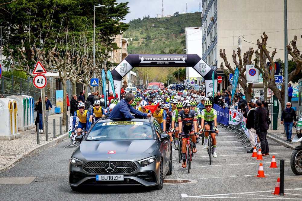Pelot�o internacional sobe a Arr�bida e Ta�a de Portugal feminina arranca no Algarve