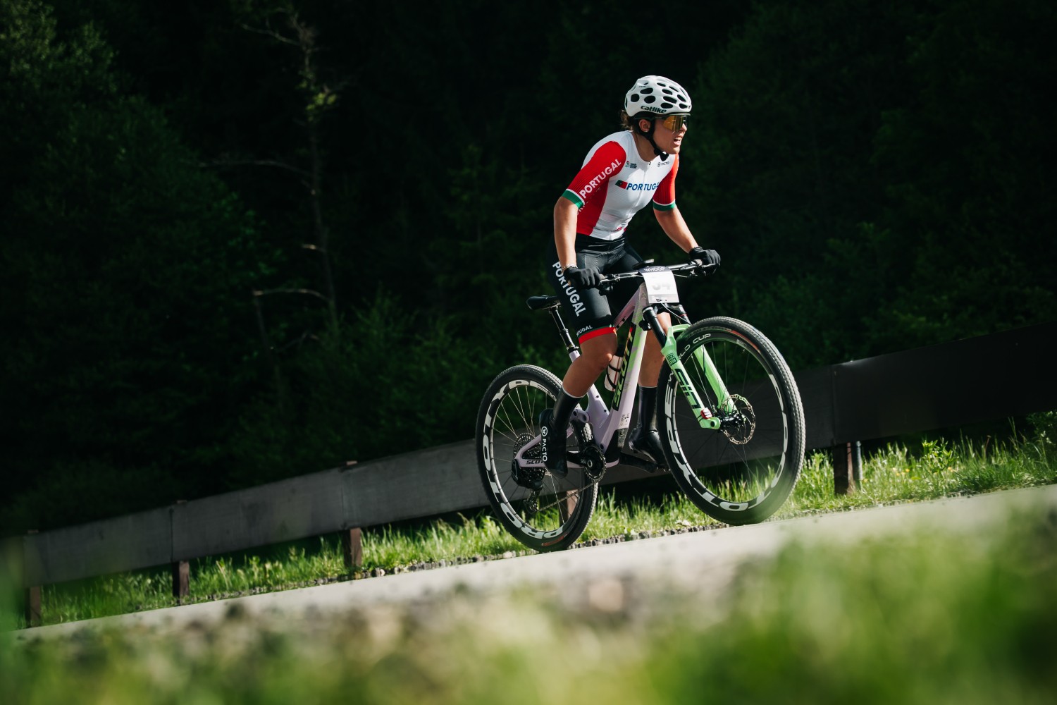 Beatriz Guerra foi 37.� classificada no segundo dia da Ta�a do Mundo de XCO 