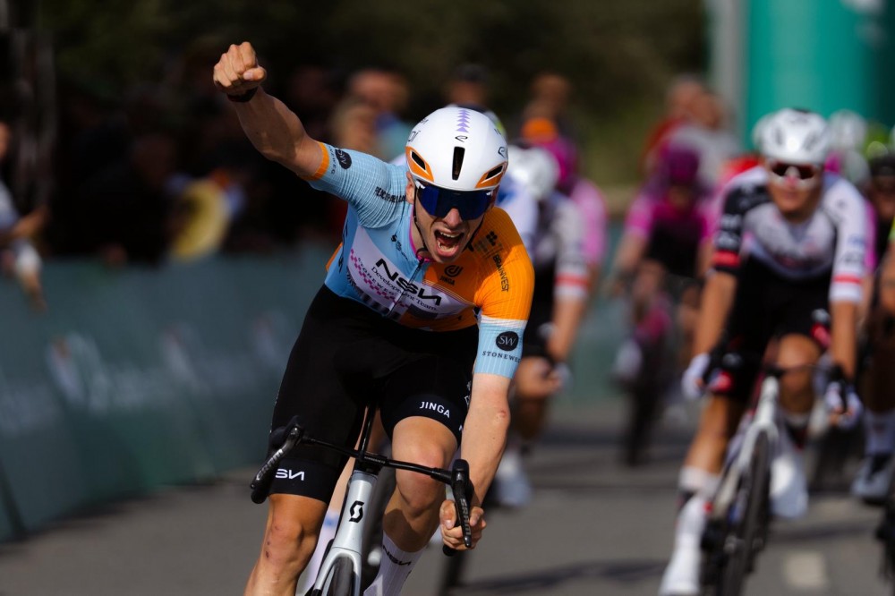 Verbrugghe brilha em Almod�var e � o primeiro Camisola Amarela - Cr�dito Agr�cola da Volta ao Alentejo 