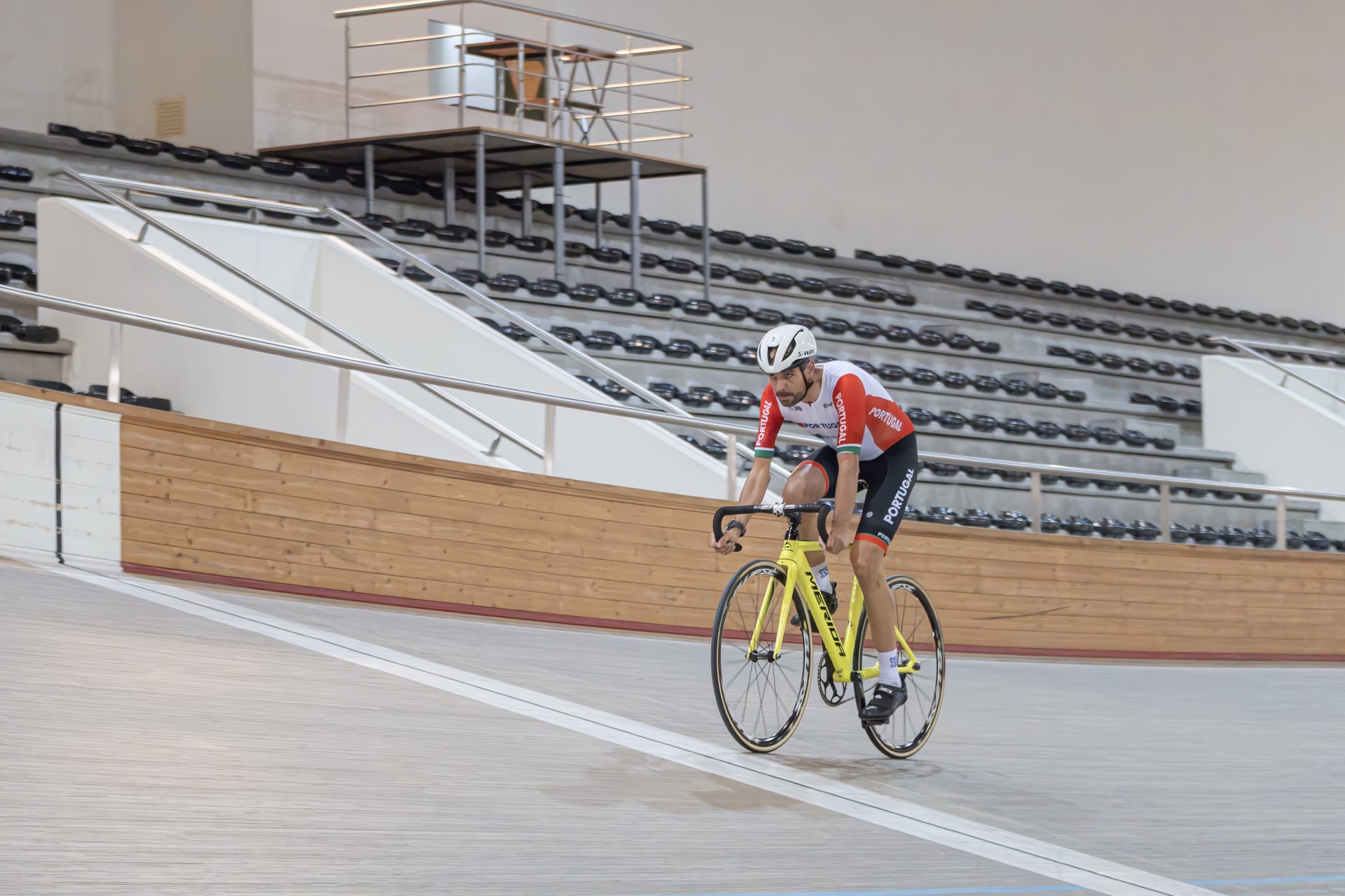Lu�s Xavier alcan�a top 10 no Mundial de Paraciclismo de Pista 