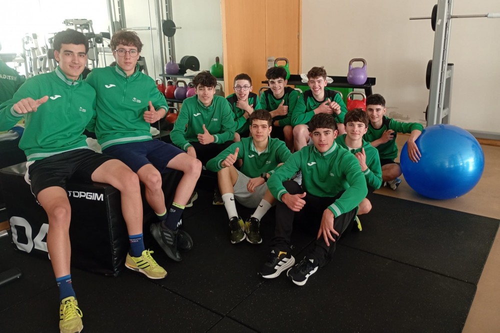 Est�gio da Sele��o Nacional de Estrada Sub-17 refor�a coes�o e esp�rito de equipa